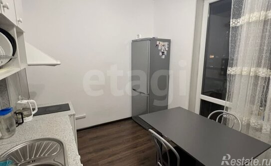 Продажа 1-комн квартиры на вторичном рынке Комендантский пр-кт,  д. 64,  к. 1 стр 1