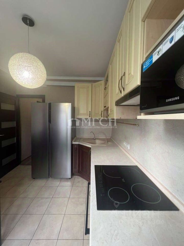 Продажа 2-комн квартиры на вторичном рынке Рождественская улица, 32