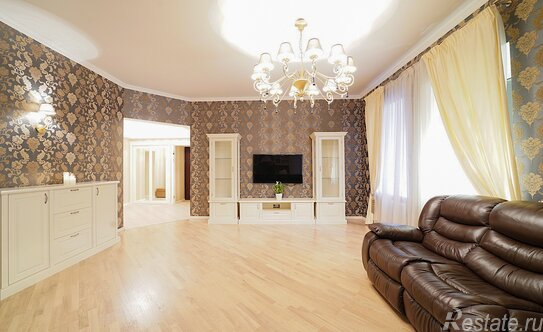 Продажа 5-комн квартиры на вторичном рынке ул Рылеева,  д. 33