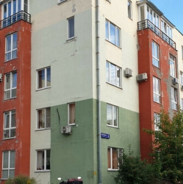 Продажа 2-комн квартиры на вторичном рынке Радужная улица,  д. 5