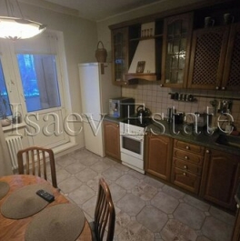 Продажа 2-комн квартиры на вторичном рынке улица Академика Пилюгина,  д. 14 к2