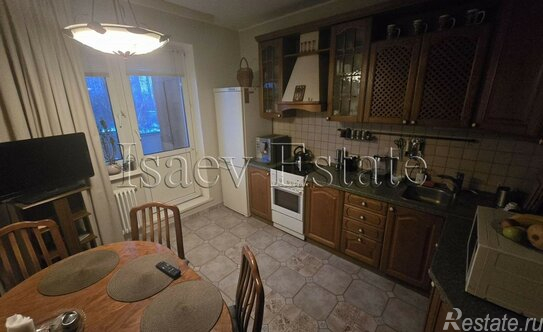 Продажа 2-комн квартиры на вторичном рынке улица Академика Пилюгина,  д. 14 к2