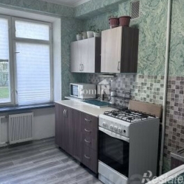 Продажа 2-комн квартиры на вторичном рынке Искровский пр-кт,  д. 35/38