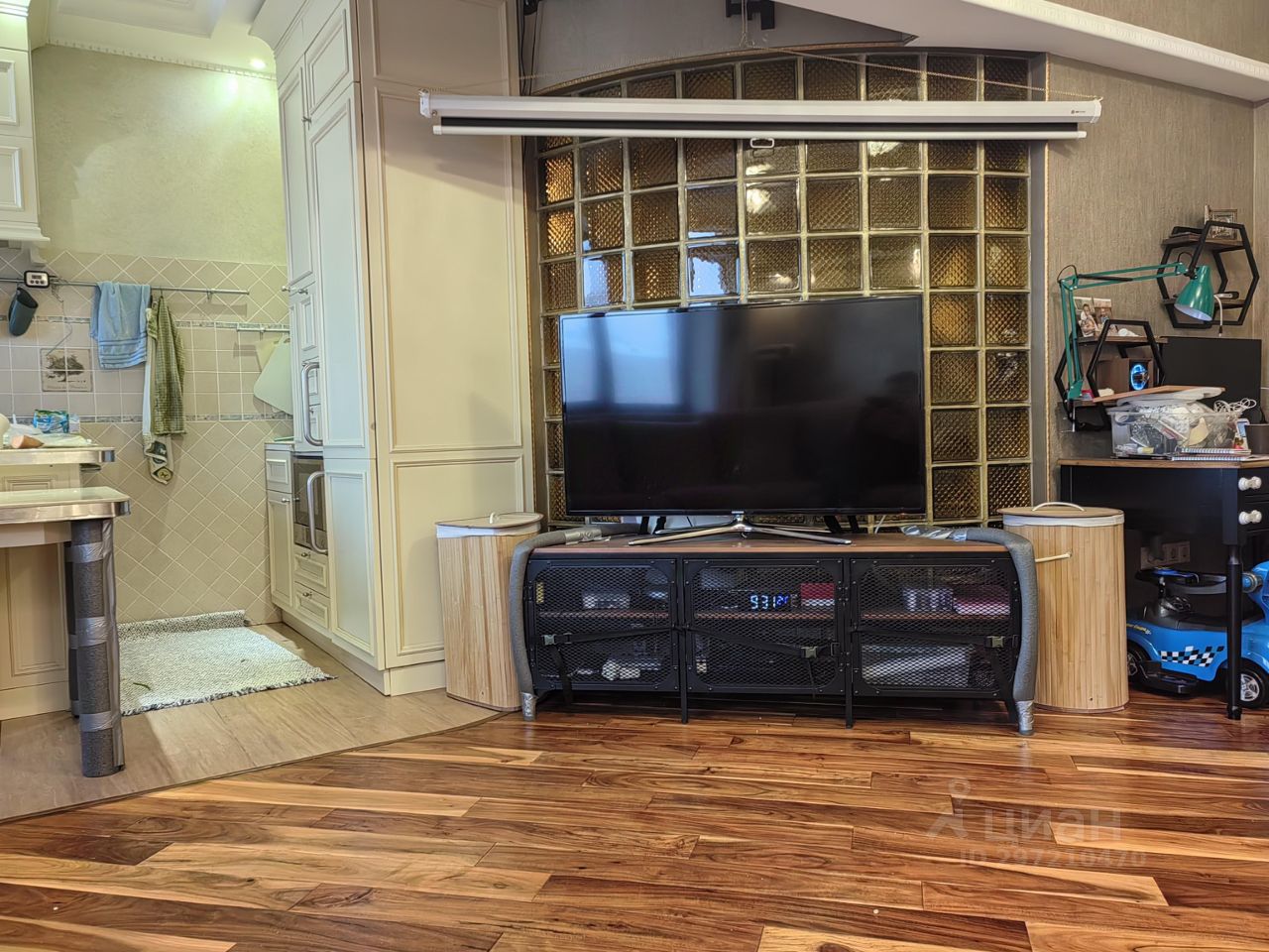 Продажа 3-комн квартиры на вторичном рынке улица Пудовкина, 3