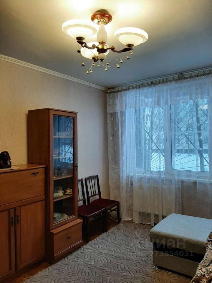 Аренда 1-комн квартиры на вторичном рынке проспект Славы, 10К3