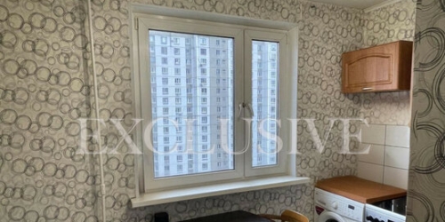 1-комн квартира Новомарьинская улица,  д. 13