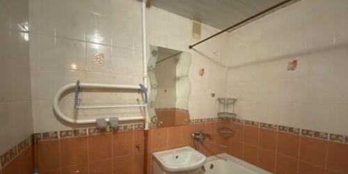 3-комн квартира ул Чугунные Ворота,  д. 17