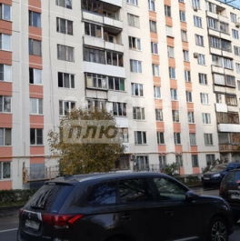 Продажа 3-комн квартиры на вторичном рынке ул Малахитовая,  д. 13,  к. 1