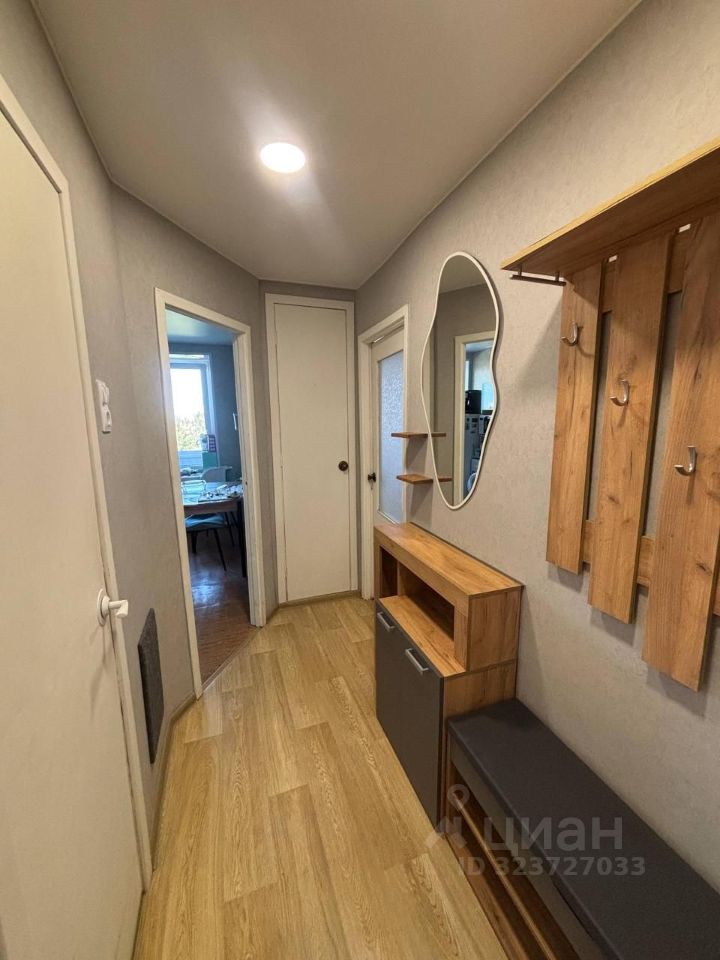 Аренда 1-комн квартиры на вторичном рынке проспект Славы, 30К1