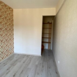 Продажа 2-комн квартиры на вторичном рынке Гранитная улица,  д. 26