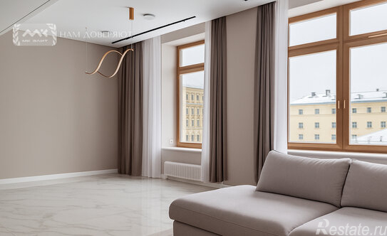 Продажа 5-комн квартиры на вторичном рынке Смольный пр-кт,  д. 17 с1