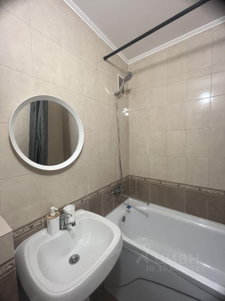 Аренда 1-комн квартиры на вторичном рынке пос. Новогорелово, улица Современников, 11/6к2