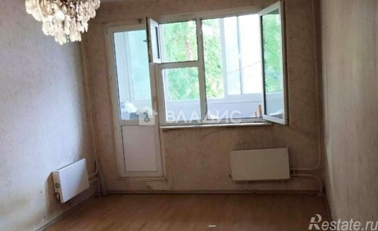 Продажа 2-комн квартиры на вторичном рынке улица Маршала Кожедуба,  д. 12 к1