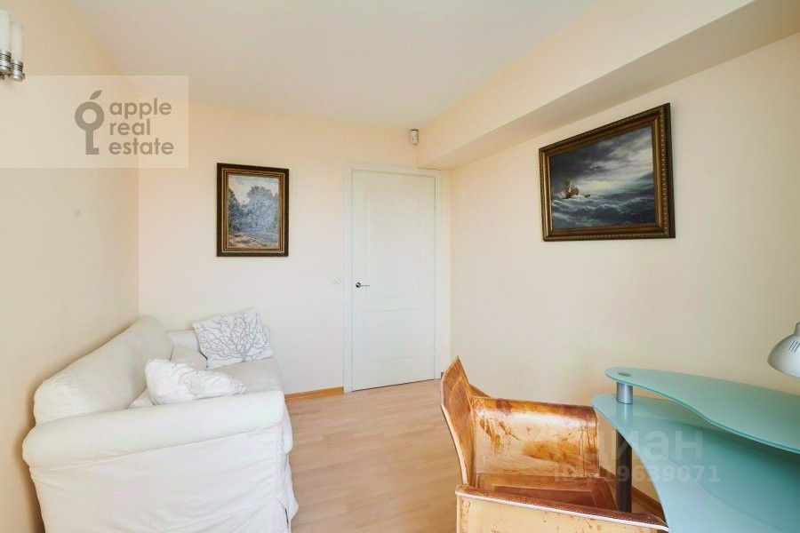 Аренда 3-комн квартиры на вторичном рынке Украинский бульвар, 5