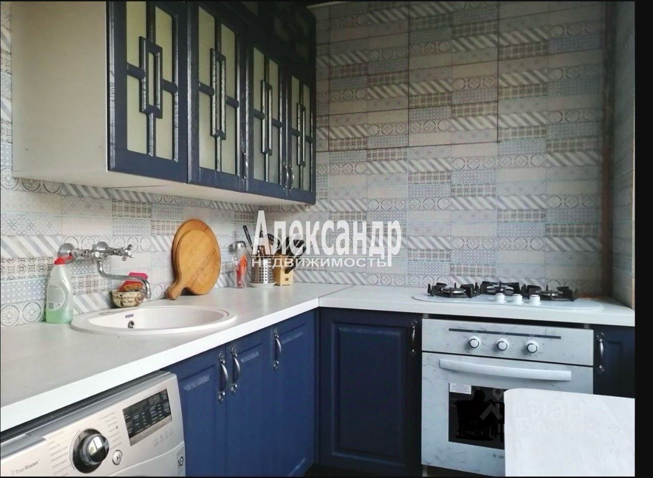 Продажа 3-комн квартиры на вторичном рынке улица Турку, 24К1