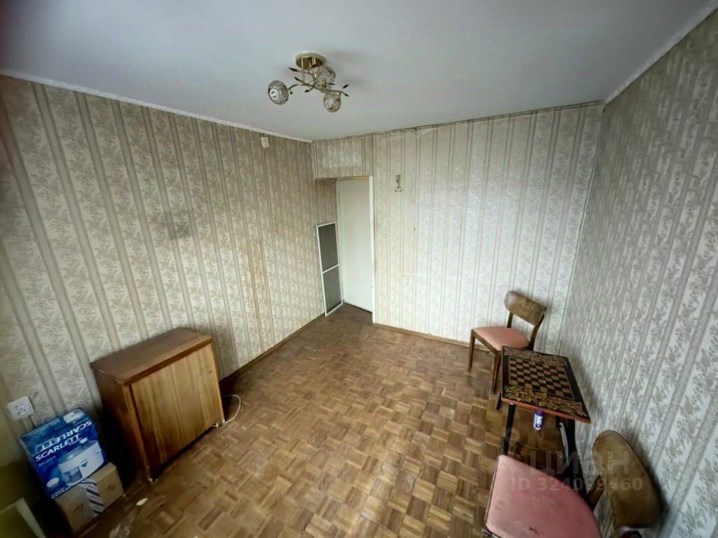 Продажа 2-комн квартиры на вторичном рынке Чехов, Вокзальная площадь, 4