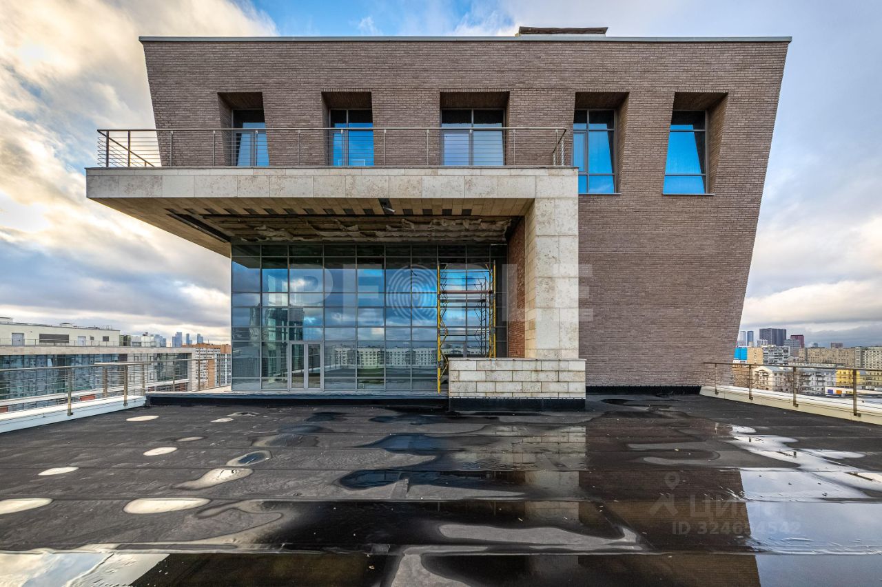 Продажа 5-комн квартиры на вторичном рынке улица Советской Армии, 6