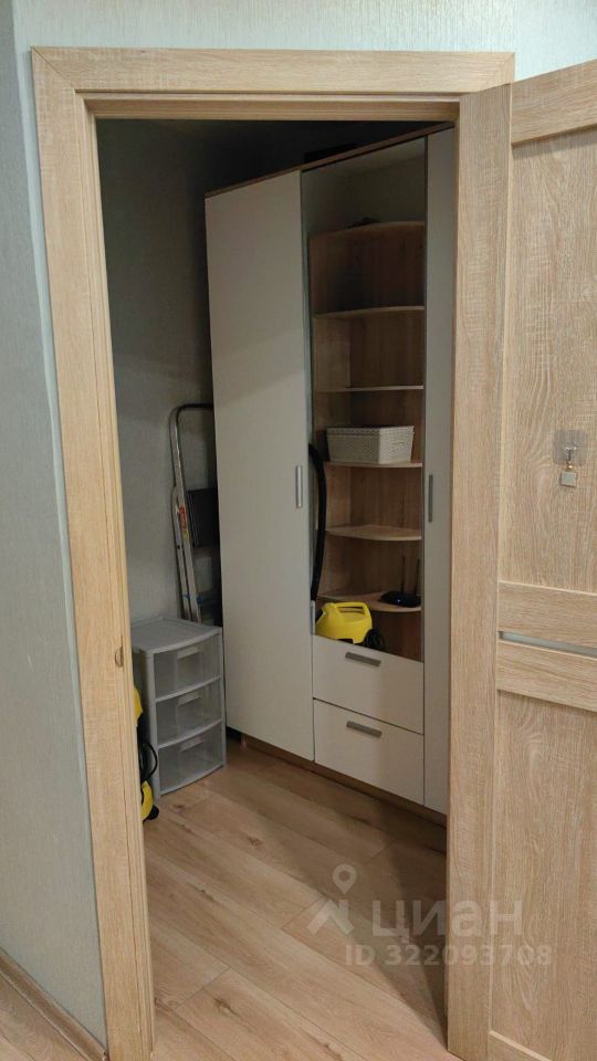 Аренда 3-комн квартиры на вторичном рынке улица Вертолетчиков, 4к6