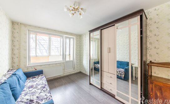 Продажа 3-комн квартиры на вторичном рынке улица Тельмана,  д. 44