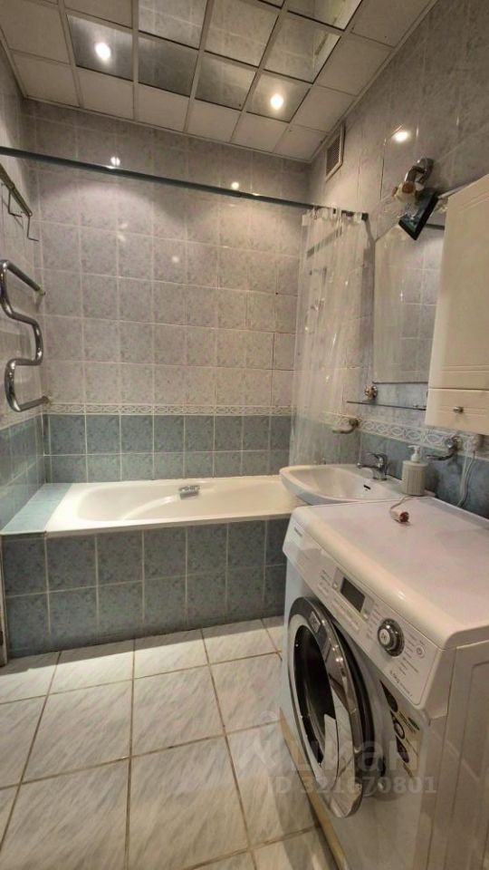 Продажа 2-комн квартиры на вторичном рынке Нежинская улица, 4