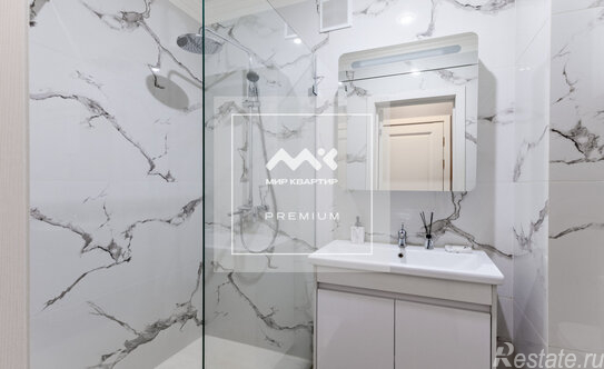 Продажа 3-комн квартиры на вторичном рынке улица Красного Курсанта,  д. 7