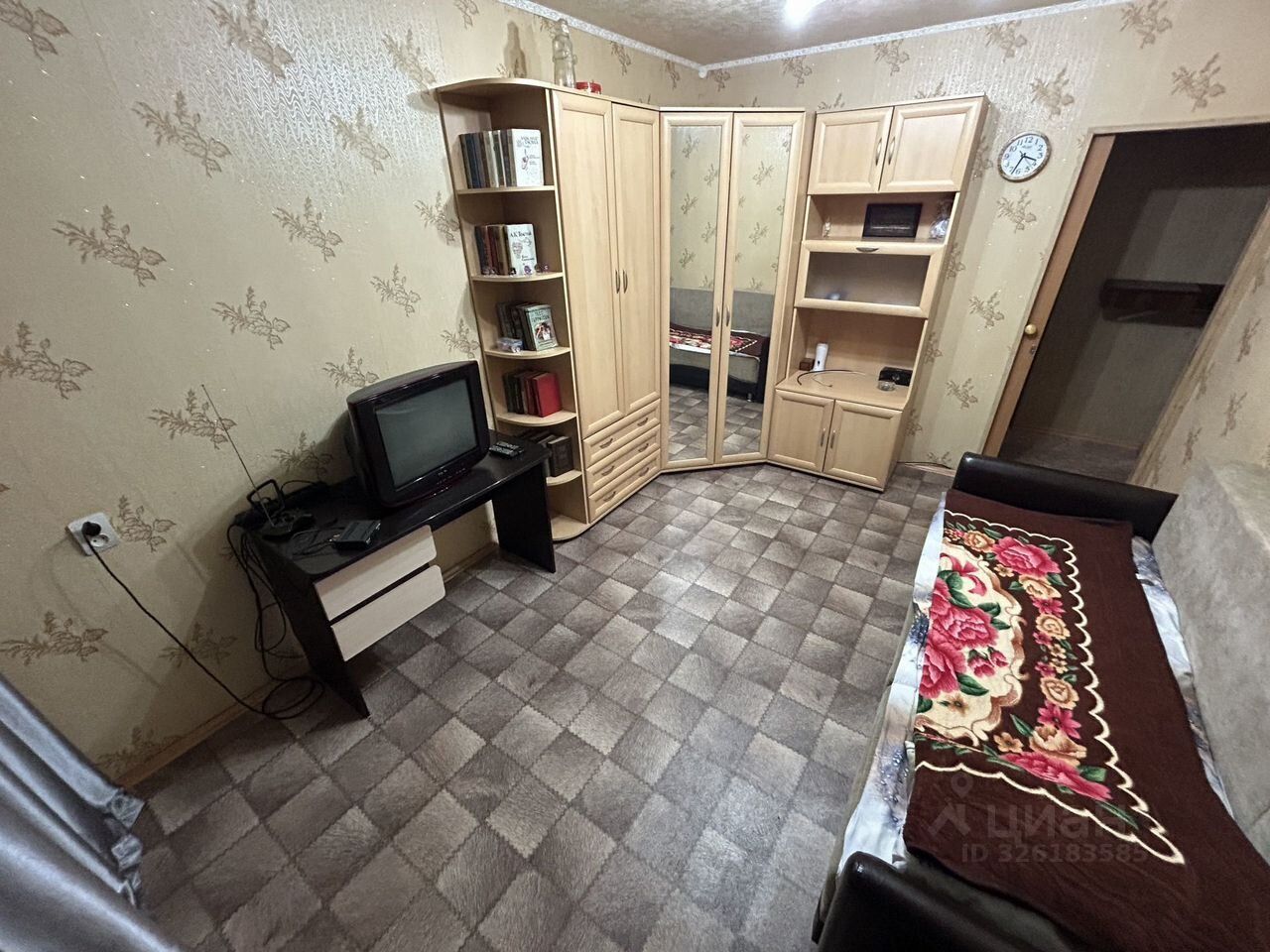 Аренда 2-комн квартиры на вторичном рынке Кингисепп, улица Воровского, 25