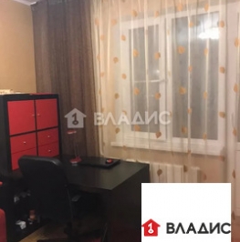 Продажа 1-комн квартиры на вторичном рынке Октябрьский, улица 60 лет Победы,  д. 1