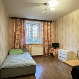 Продажа 3-комн квартиры на вторичном рынке Богатырский пр-кт