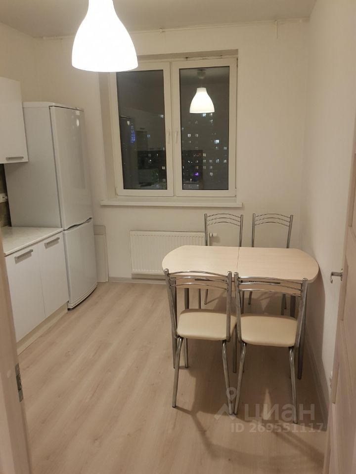 Аренда 1-комн квартиры на вторичном рынке Парашютная улица, 42к2