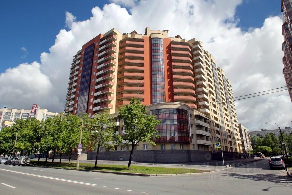 Продажа 2-комн квартиры на вторичном рынке улица Маршала Тухачевского, 23