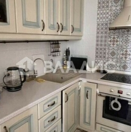 Продажа 1-комн квартиры на вторичном рынке Октябрьский пгт, 60 лет Победы ул,  д. 10А