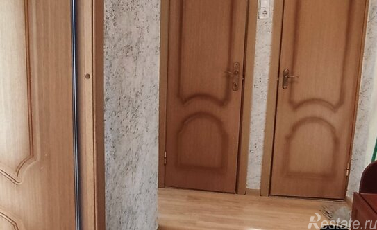 Аренда 2-комн квартиры на вторичном рынке улица Чекистов,  д. 42