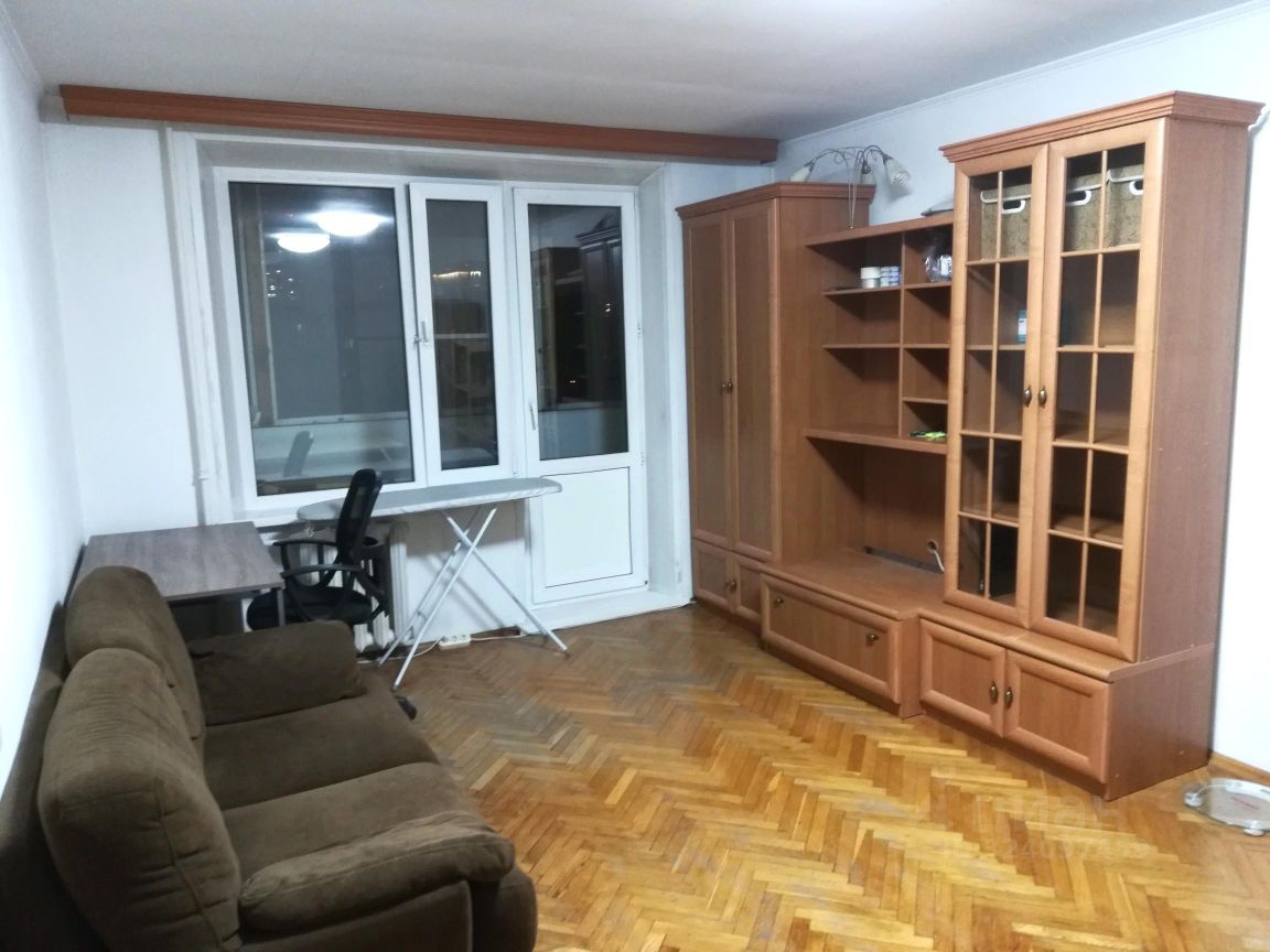 Аренда 1-комн квартиры на вторичном рынке Судостроительная улица,  д. 13