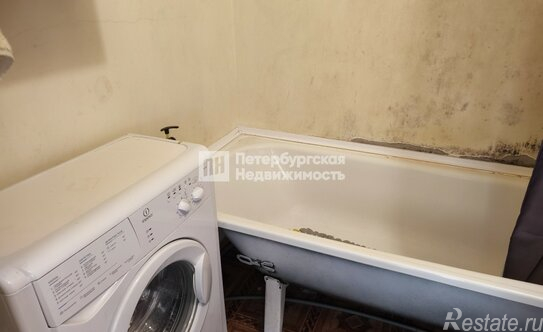 Продажа 1-комн квартиры на вторичном рынке Маршала Захарова ул,  д. 12,  к. 1