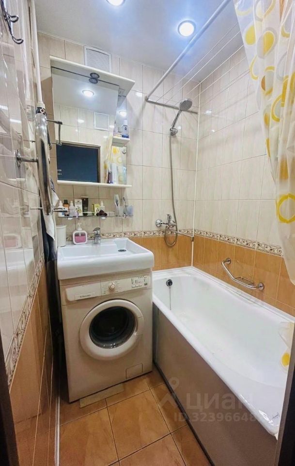 Продажа 3-комн квартиры на вторичном рынке Московский проспект, 205