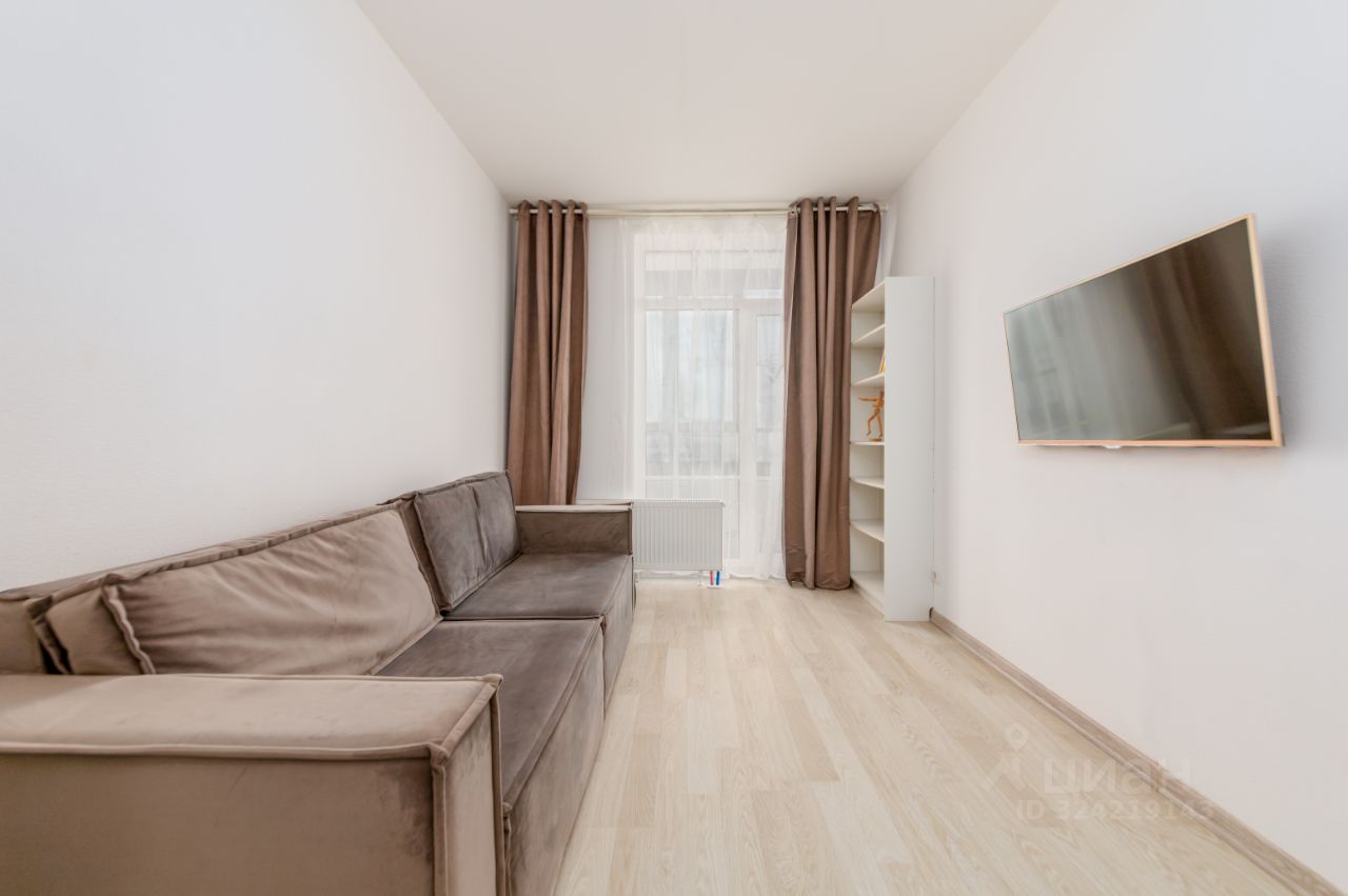 Продажа 1-комн квартиры на вторичном рынке Днепропетровская улица, 65