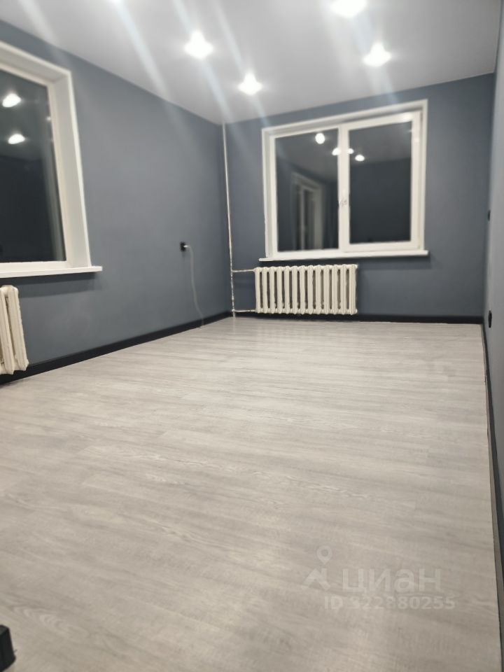 Продажа 2-комн квартиры на вторичном рынке пос. Новостройка,  д. 16