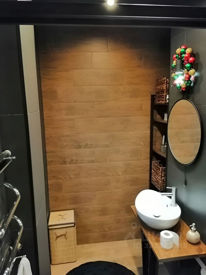 Продажа 2-комн квартиры на вторичном рынке пос. Янино-1, улица Голландская, 15к3