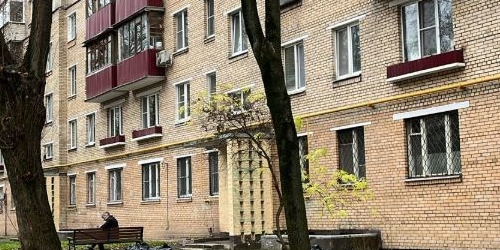 2-комн квартира улица Молостовых, 11К2