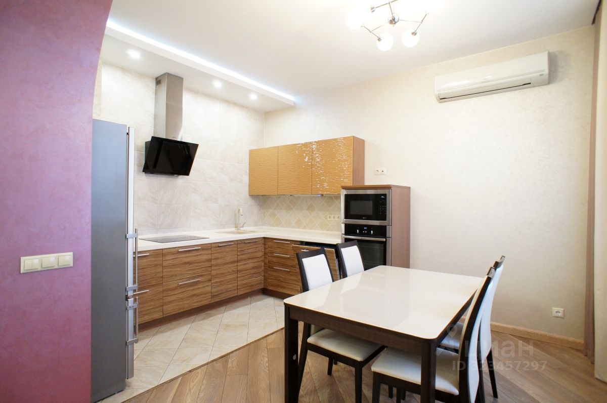 Аренда 3-комн квартиры на вторичном рынке Оболенский переулок, 9К1