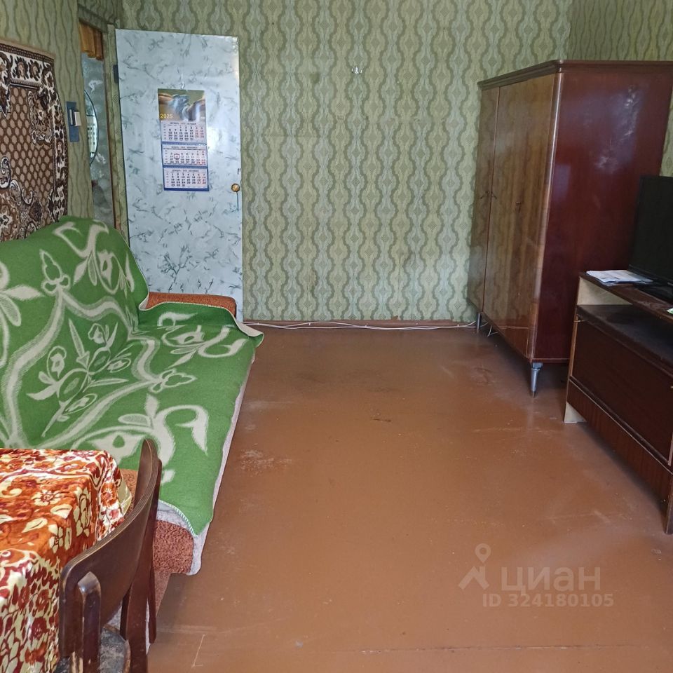 Аренда 1-комн квартиры на вторичном рынке Тосно г., проспект Ленина,  д. 15