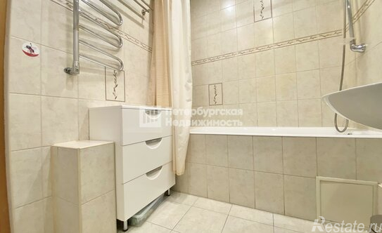 Продажа 1-комн квартиры на вторичном рынке Варшавская ул