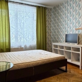 Продажа 3-комн квартиры на вторичном рынке ул Островитянова,  д. 26,  к. 2