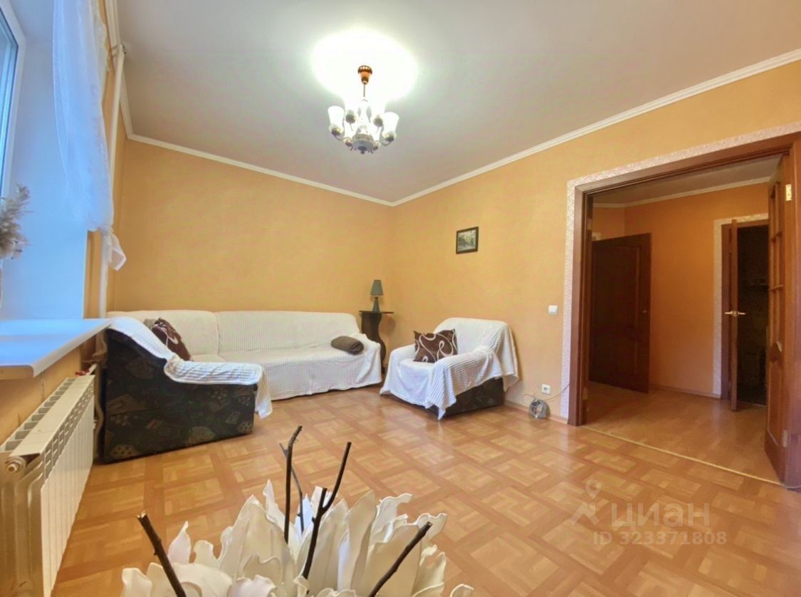 Продажа 3-комн квартиры на вторичном рынке проспект Непокоренных, 10К1