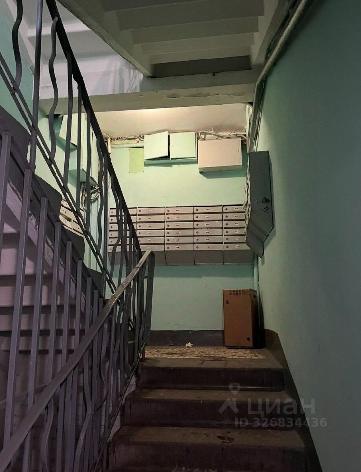 Продажа 1-комн квартиры на вторичном рынке проспект Большевиков, 21