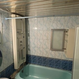 Продажа 1-комн квартиры на вторичном рынке 5-й микрорайон, Советская улица,  д. 2Б