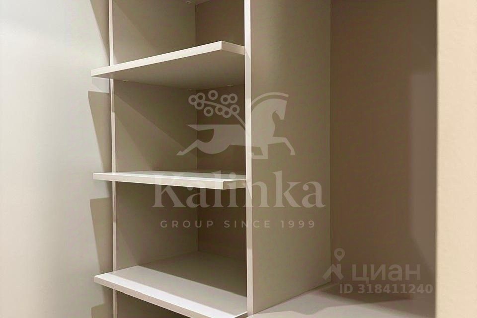 Продажа 2-комн квартиры на вторичном рынке улица Новый Арбат, 32