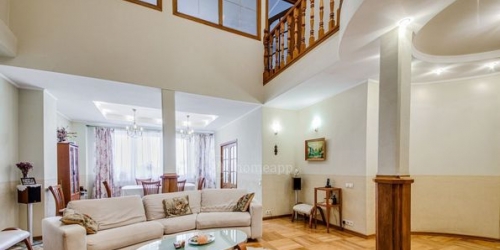 5-комн квартира Средняя Первомайская ул,  д. 15