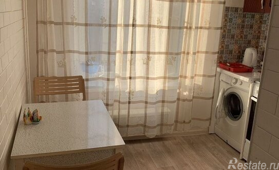 Аренда 2-комн квартиры на вторичном рынке ул Кременчугская,  д. 22