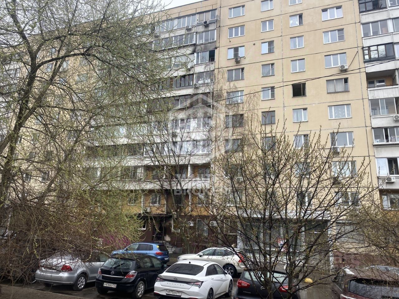 Продажа 4-комн квартиры на вторичном рынке улица Авиаконструктора Миля,  д. 14